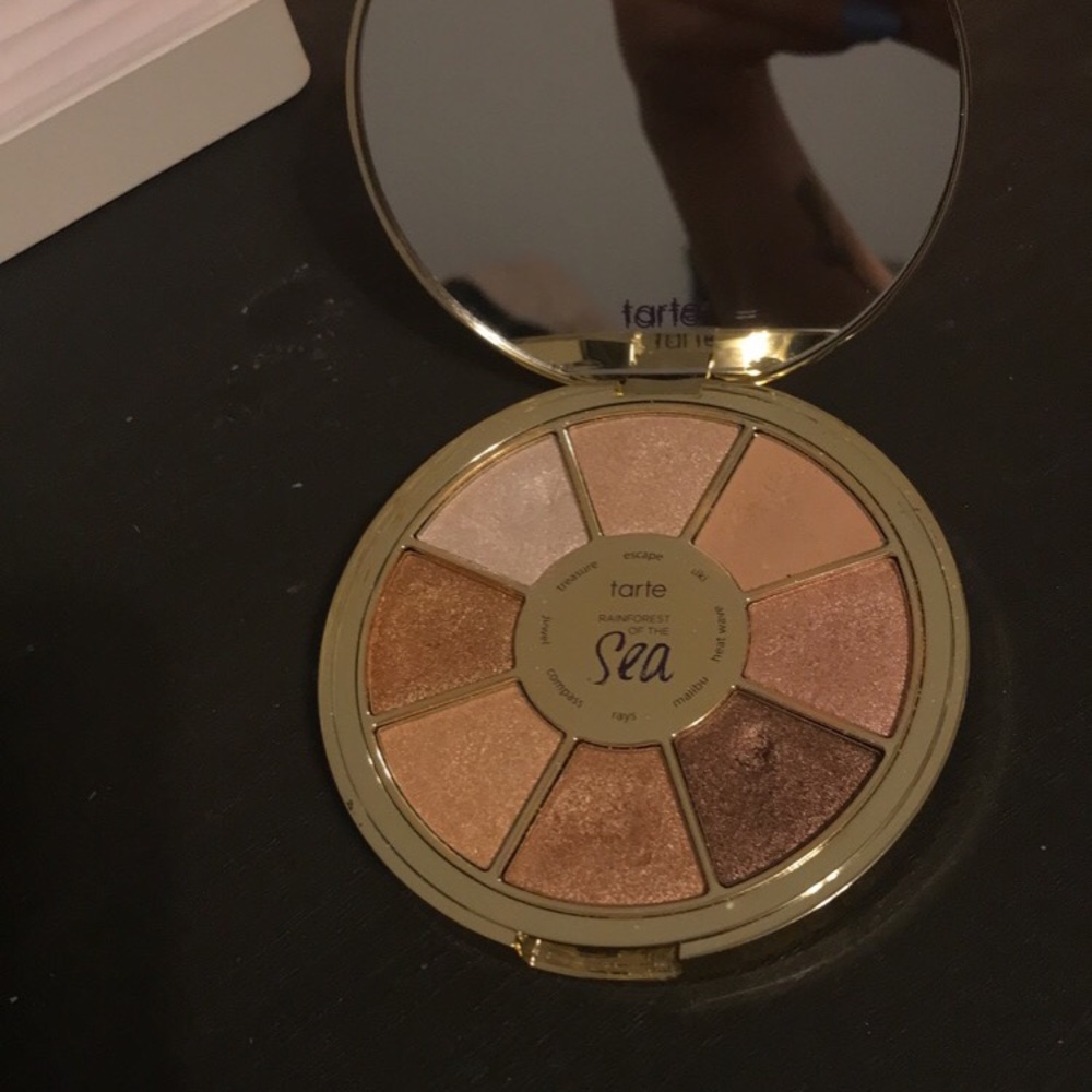 Good condition used Tarte palette